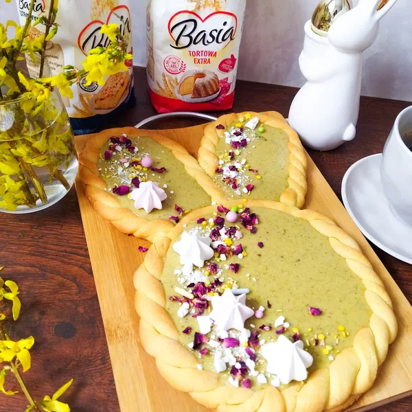 Mazurek z pistacjowym ganach